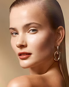 Skin Angel interior 2